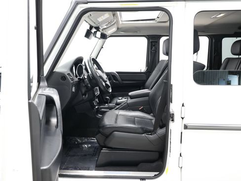 Used 2017 Mercedes-Benz G 550 image 13