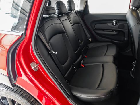 Used 2017 MINI Cooper Clubman ALL4 image 26