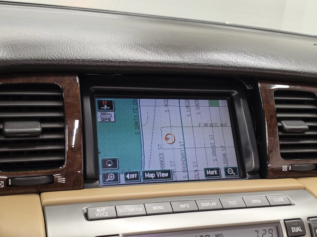 Used 2006 Lexus SC 430 Convertible RWD image 52