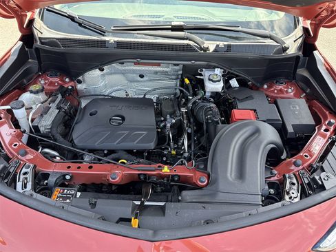 Used 2024 Buick Encore GX Sport Touring w/ Comfort Package image 31