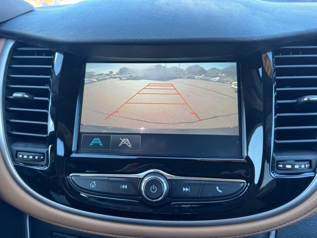 Used 2017 Chevrolet Trax LT w/ Driver Confidence Package FWD image 11