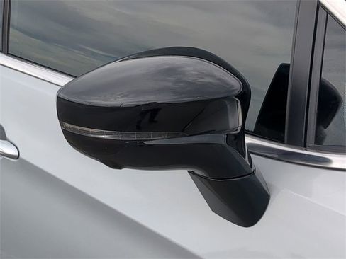 New 2026 Chrysler Pacifica Select image 12