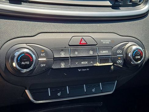 Used 2017 Kia Sorento EX w/ EX Premium Package AWD/4WD image 17