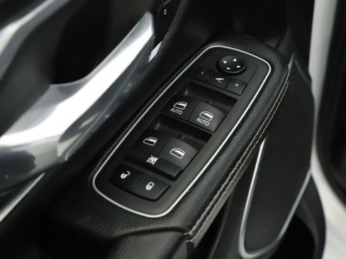 Used 2022 RAM 1500 Laramie image 9