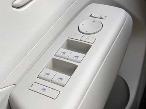 New 2025 Hyundai Kona SEL image 20