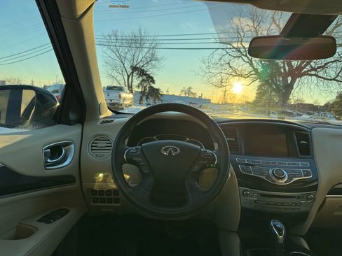 Used 2017 INFINITI QX60 AWD w/ Premium Plus Package image 18