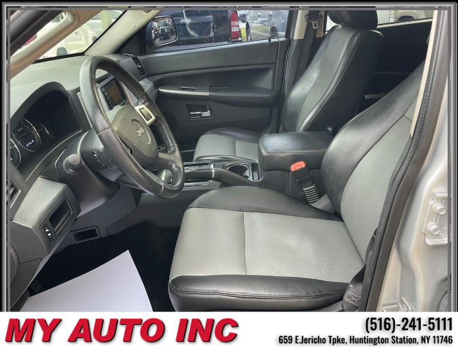 Used 2010 Jeep Grand Cherokee Laredo AWD/4WD image 21