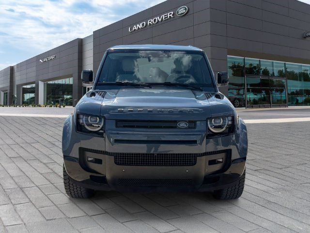 Certified 2026 Land Rover Defender 110 X-Dynamic SE AWD/4WD image 8