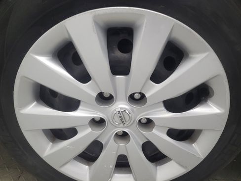 Used 2019 Nissan Sentra S FWD image 31