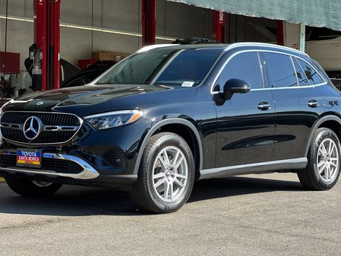 Used 2023 Mercedes-Benz GLC 300 4MATIC image 8