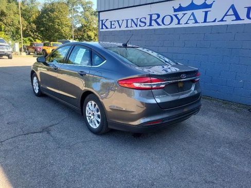 Used 2017 Ford Fusion S image 8