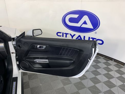 Used 2021 Ford Mustang Premium RWD image 31