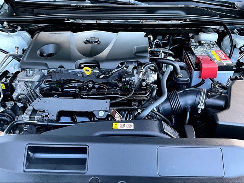 Used 2023 Toyota Camry SE w/ Convenience Package image 10