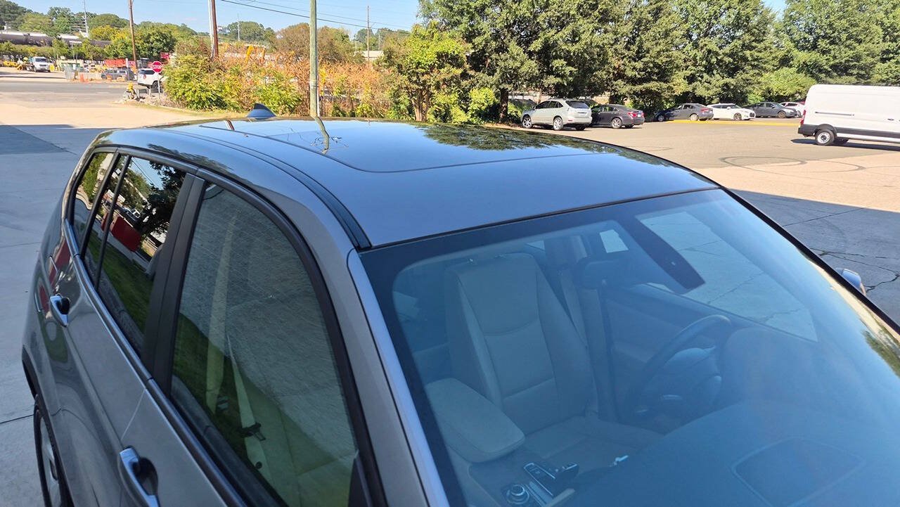 Used 2012 BMW X3 xDrive28i AWD/4WD image 26