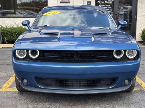 Used 2021 Dodge Challenger SXT w/ Blacktop Package image 6