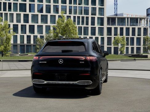Used 2025 Mercedes-Benz EQE AMG 4MATIC SUV image 23