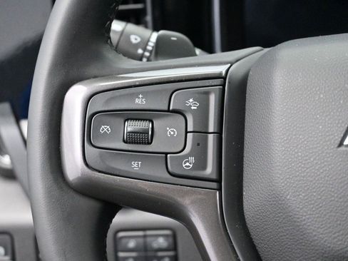 Used 2025 Chevrolet Silverado 1500 ZR2 w/ Technology Package image 18