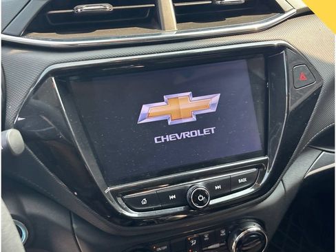 Used 2021 Chevrolet TrailBlazer LT w/ Convenience Package FWD image 16