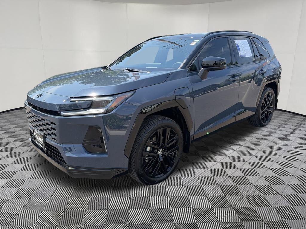 Used 2026 Toyota RAV4 XSE AWD/4WD image 4