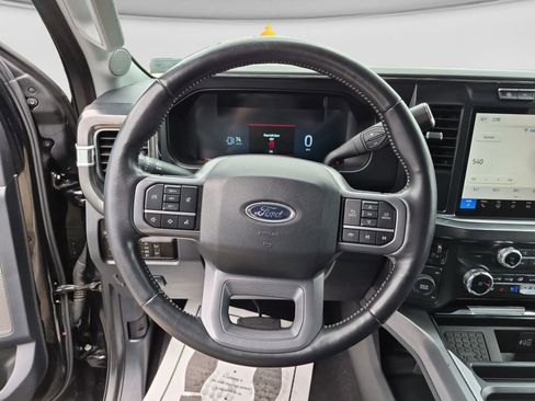 Used 2024 Ford F250 Lariat AWD/4WD image 28