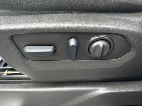 Certified 2022 Chevrolet Silverado 3500 High Country w/ LPO, Hitch Package image 14