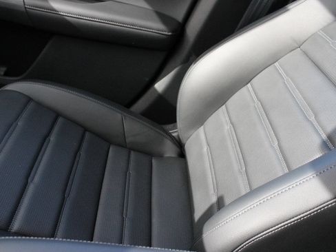 Used 2026 Honda CR-V EX-L image 19