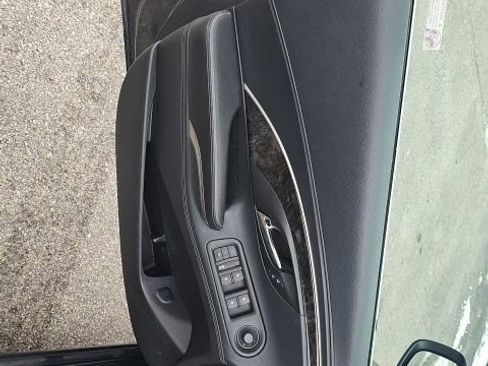 Used 2014 Buick LaCrosse Leather image 27