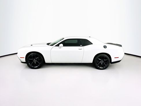 Used 2021 Dodge Challenger SXT w/ Blacktop Package image 4