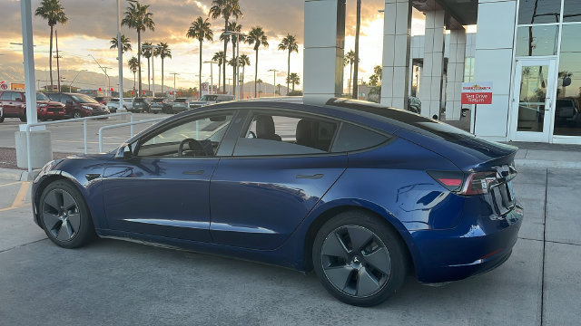 Used 2021 Tesla Model 3 Standard Range Plus RWD image 4