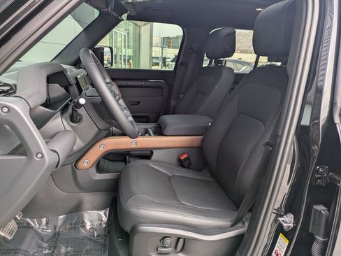 Certified 2023 Land Rover Defender 110 X image 24