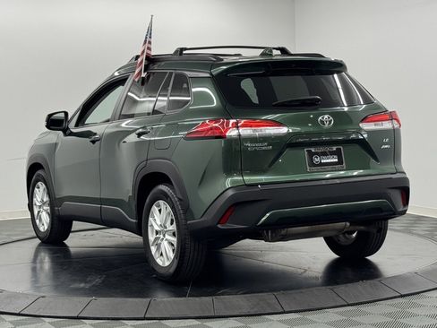 Used 2023 Toyota Corolla Cross LE image 10