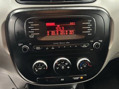 Used 2015 Kia Soul image 21