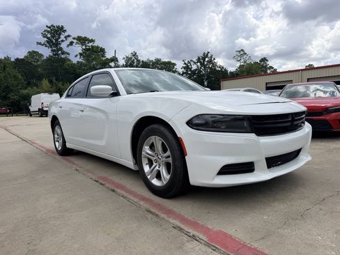 Used 2022 Dodge Charger SXT RWD image 26