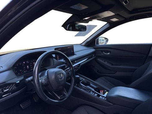Used 2024 Honda Accord Sport image 9