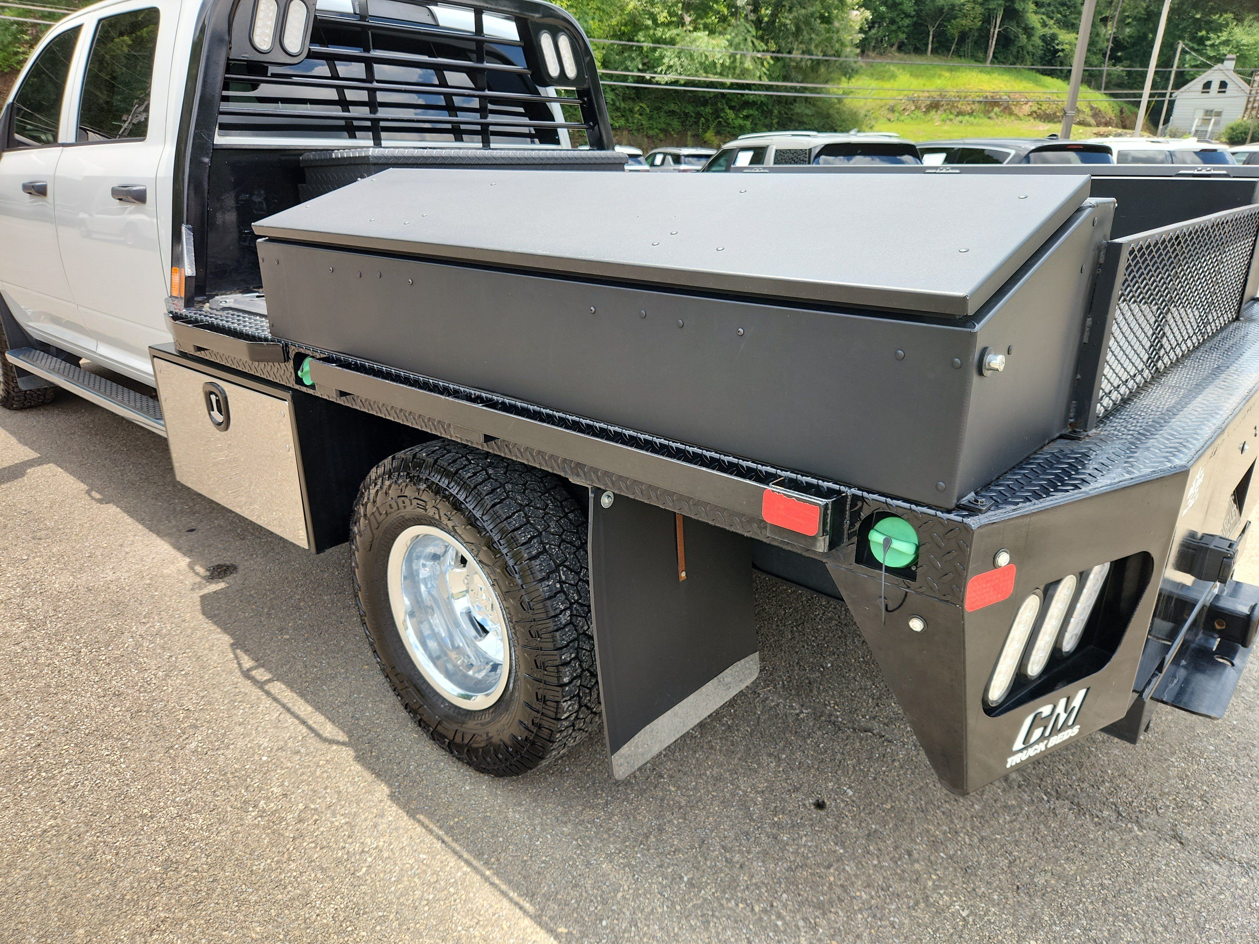 Used 2024 RAM 3500 Tradesman w/ Chrome Appearance Group AWD/4WD image 49