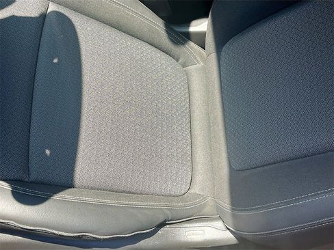 Used 2023 Buick Encore GX Select w/ Safety Package II image 19