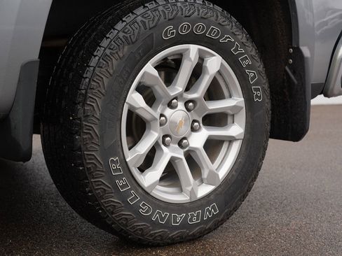 Used 2023 Chevrolet Silverado 1500 LT image 33