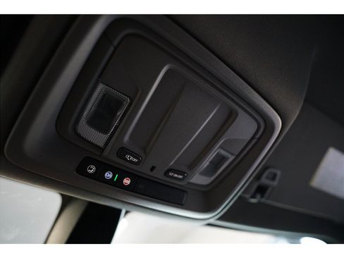 Used 2021 GMC Sierra 1500 Elevation RWD image 23