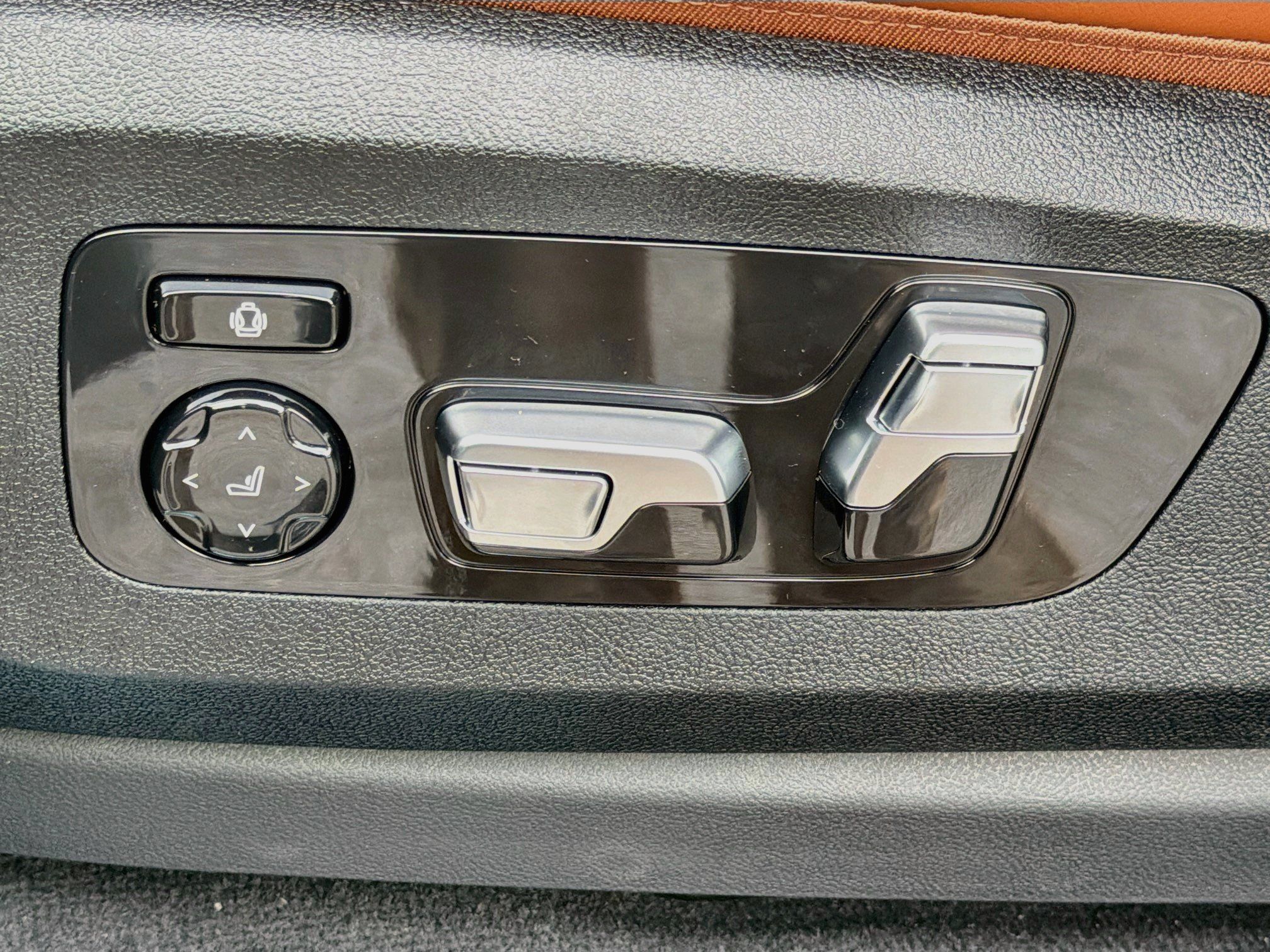 New 2027 BMW X7 M60i AWD/4WD image 26