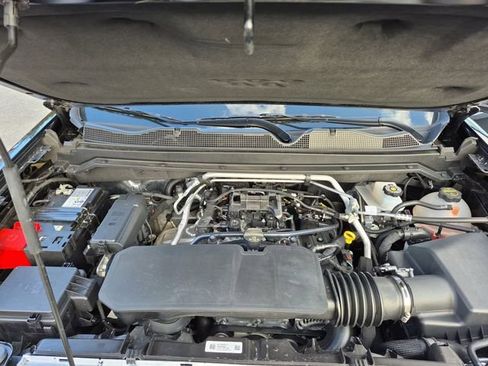 Used 2026 Chevrolet Colorado ZR2 w/ Technology Package image 20