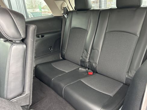 Used 2018 Dodge Journey Crossroad image 17