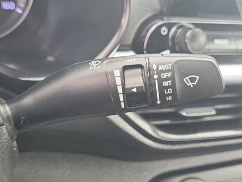 Used 2023 Kia Forte LXS w/ LXS Technology Package FWD image 16