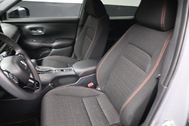Used 2025 Honda HR-V Sport image 19