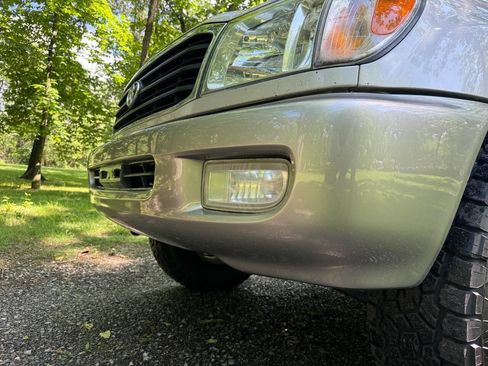 Used 2001 Toyota Land Cruiser AWD/4WD image 23