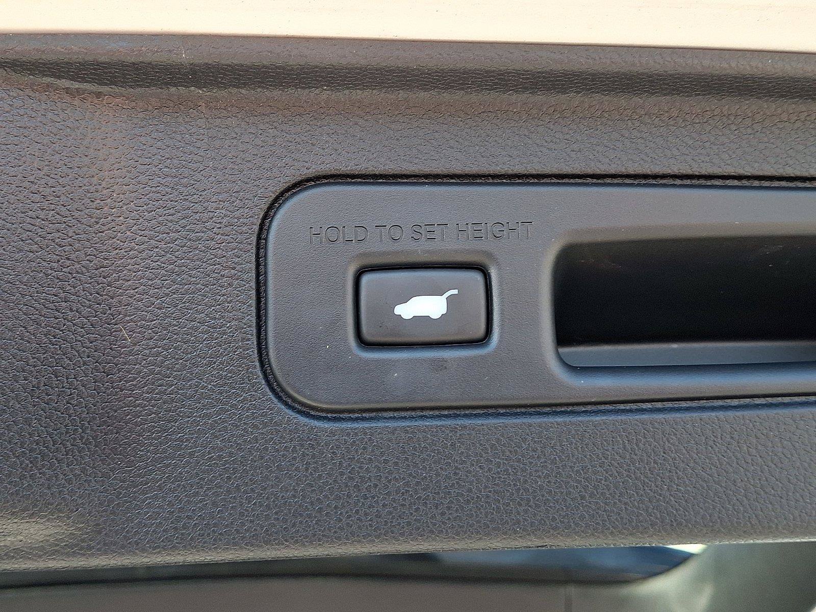 Used 2025 Honda Pilot Elite image 31