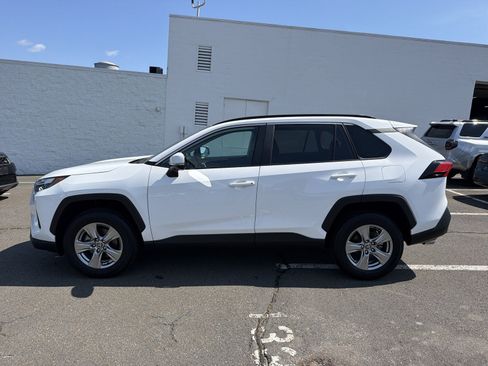 Used 2024 Toyota RAV4 XLE w/ Weather Package AWD/4WD image 4