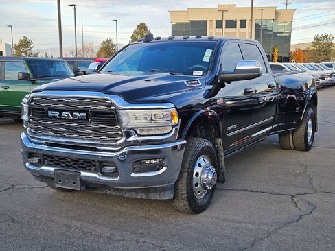 Used 2019 RAM 3500 Limited image 10