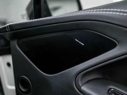 Used 2016 Aston Martin Vanquish Coupe image 43