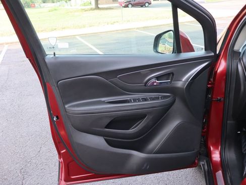Used 2021 Buick Encore Preferred w/ Safety Package AWD/4WD image 23