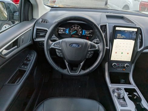 Certified 2024 Ford Edge SEL w/ Convenience Package image 18